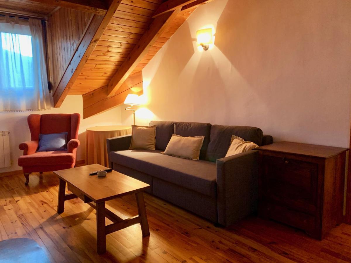 Bpirineos-Estos Apartment Benasque Bagian luar foto